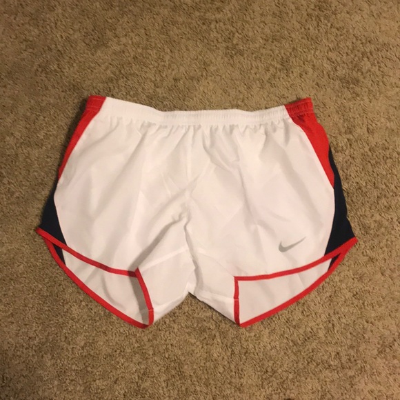 nike shorts - Picture 1 of 2
